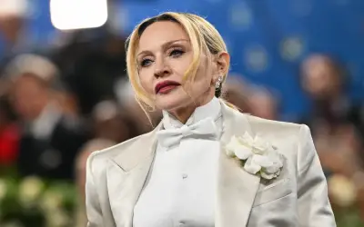 Madonna Kembali Bersinar Dengan Album 