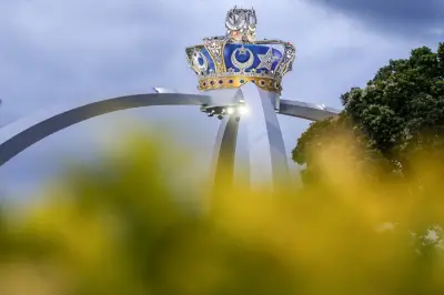 Media berkumpul di Istana Bukit Serene, nama Menteri Besar Johor masih rahsia
