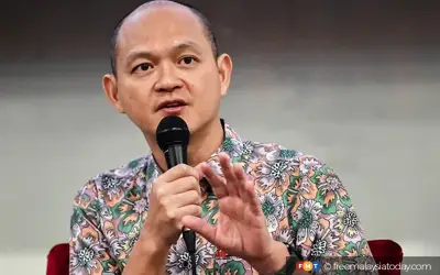Muhyiddin mungkin kecoh Pagoh pada PRU akan datang, kata Ong Kian Ming