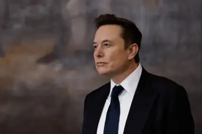 Musk nafi laporan rancangan pisahkan perniagaan Tesla China