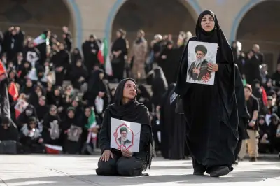 Pemimpin Tertinggi Iran Berikrar Balas Dendam, Trump Ancaman Hancurkan Iran