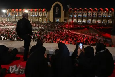 Pengebumian Khamenei: Suasana Pesta dengan Muzik Elektronik dan Makanan Percuma