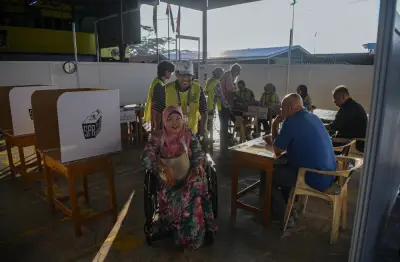 Pilihan Raya Johor: Lebih 709,000 pengundi keluar mengundi setakat 11 pagi