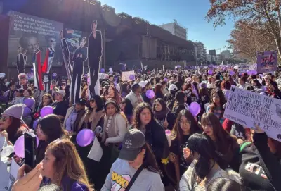 Ratusan peminat BTS tunjuk bantah di Chile batal konsert