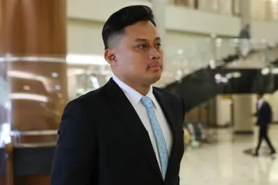 Saksi ke-20: Shahradzi dakwa dipinjam RM19.5 juta untuk derma kepada Bersatu