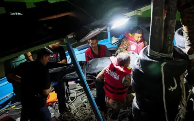 Seorang maut, tiga cedera bot sotong karam di Kuala Nerus