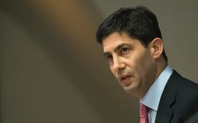 Wall Street Ditutup Rendah, Ketegangan Iran Redam Selera Risiko