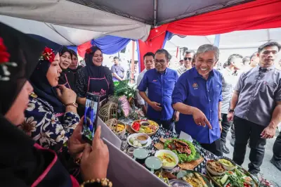 Zahid sasar kurangkan import makanan 50% menjelang 2050
