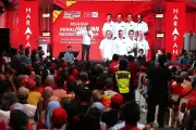 Anwar mahu Aminuddin terus mentadbir Negeri Sembilan, jadikan negeri dan Malaysia contoh serantau