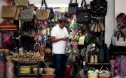 Anwar: Peruntukan besar PMKS tidak bermakna jika sukar dapat pinjaman