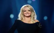 Bonnie Tyler, penyanyi 'Total Eclipse of the Heart', meninggal dunia pada usia 75 tahun