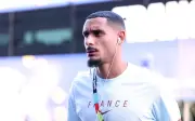 Chelsea tandatangani pemain pertahanan Perancis Lacroix dari Crystal Palace
