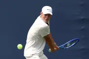 Cruz Hewitt menang pertama ATP di Washington, ikut jejak bapa