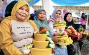 Dari pemasar resort ke seniman pulut kuning: Nortiny Nawi cipta peluang
