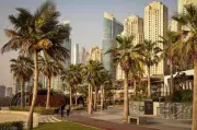 Dubai tawar lebih AS$800 kepada penduduk jemput keluarga, rakan pulihkan pelancongan