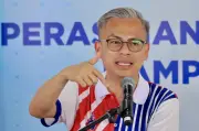 Fahmi kecam akaun palsu WhatsApp calon PH Endau, kata lawan sanggup buat apa sahaja untuk menang