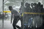 Hujan lebat tidak jejas pengundian awal PRN Johor di IPK