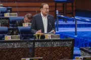 Hutang isi rumah Malaysia cecah RM1.73 trilion, beban susut ke 84.4% daripada KDNK