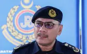 JPJ Johor panggil individu tunggang motosikal tanpa topi keledar semasa PRN