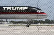 Kapal Terbang Trump Force One Hadapi Isu Keselamatan, Pesawat Hadiah Qatar Dipersoal