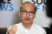 Kerajaan kekalkan umur persaraan wajib penjawat awam pada 60 tahun