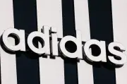 Kos Pemasaran Piala Dunia Pukul Keuntungan Adidas, Saham Merudum 17%
