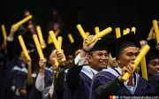 Lebih 59,000 bekas pelajar tajaan JPA layak mohon opsyen pinjaman boleh ubah