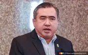Loke tegur anggota PH, DAP tunggang motosikal tanpa helmet