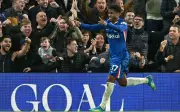 Manchester United tandatangani pemain tengah Brazil Santos dari Chelsea