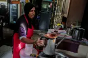 PRN Johor: Peniaga kecil raih rezeki berganda musim kempen pilihan raya