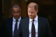 Putera Harry kalah saman privasi menentang Daily Mail, panggil keputusan 'whitewash'