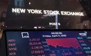 Saham AS jatuh selepas laporan kejayaan cip China