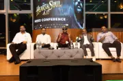Sid Sriram beri penghormatan kepada S. Janaki di konsert KL, kongsikan falsafah di sebalik mantra terkenal