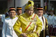 Sultan Selangor tidak izin solat Jumaat di surau pusat beli-belah