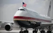 Trump guna jet lama tinggalkan Turki, jet baru dihantar ke Britain