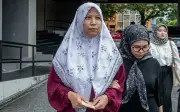 Wanita tarik Sultan Nazrin di pentas didenda RM500