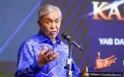 Zahid: Saya Akan Pastikan Hubungan Johor-Putrajaya Kekal Erat