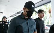 Pegawai bomba didakwa minta, terima rasuah RM11,500