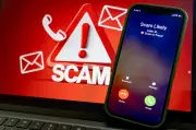 Rang Undang-Undang Scam Singapura: Polis Boleh Arah Bank, Telco Lumpuhkan Akaun
