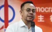 Sim gesa DAP bersatu di belakang Loke, amaran cabaran lebih getir
