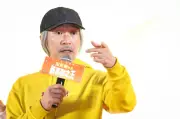 Stephen Chow Mengaku Tidak Tahu Berlakon Meskipun Legenda Komedi