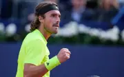 Tsitsipas terus bangkit, mara ke pusingan kedua Montreal Masters